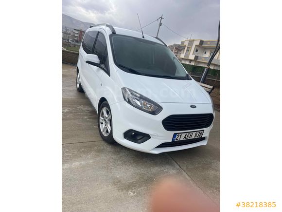 Sahibinden Ford Transit Courier 1.5 EcoBlue Deluxe 2023 Model  52.500 km Beyaz