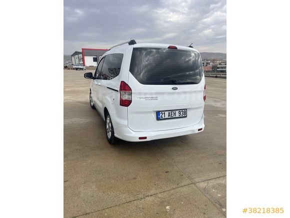 Sahibinden Ford Transit Courier 1.5 EcoBlue Deluxe 2023 Model  52.500 km Beyaz