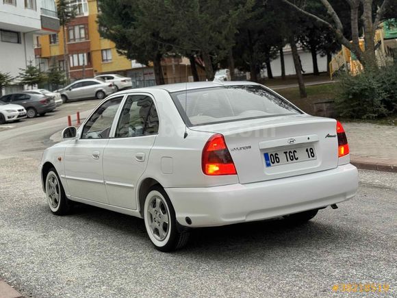  Hatasız Sahibinden Hyundai Accent 1.3 LX 2002 Model Ankara