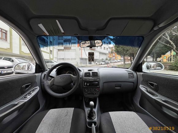  Hatasız Sahibinden Hyundai Accent 1.3 LX 2002 Model Ankara