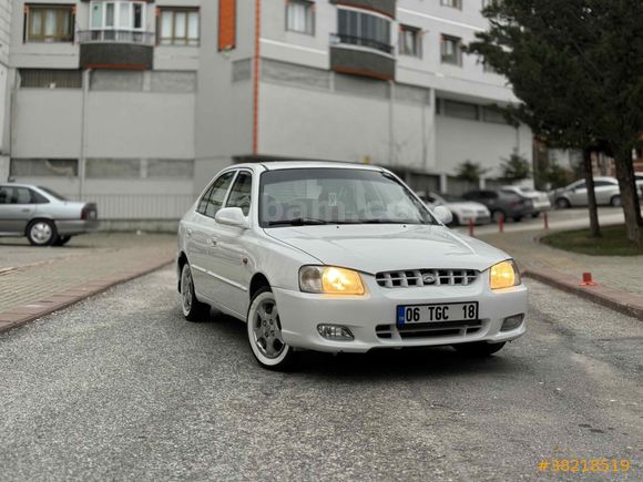  Hatasız Sahibinden Hyundai Accent 1.3 LX 2002 Model Ankara