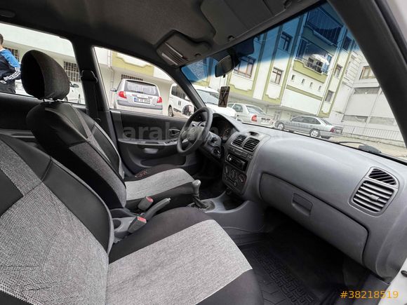  Hatasız Sahibinden Hyundai Accent 1.3 LX 2002 Model Ankara
