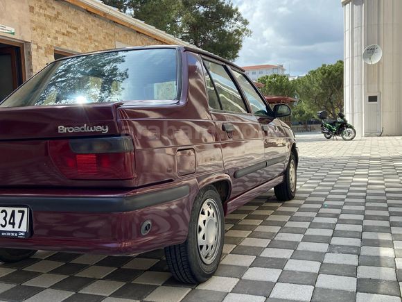 Broadway RN 1997 --- 211.000 km