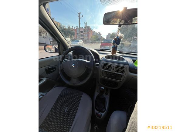 Sahibinden Renault Clio 1.4 Authentique 2004 Model