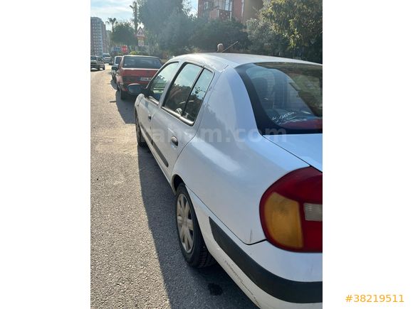 Sahibinden Renault Clio 1.4 Authentique 2004 Model