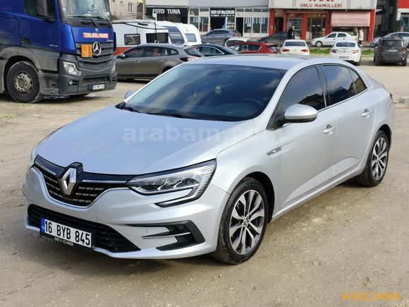 Sahibinden Renault Megane 1.3 TCe Icon 2023 Model  49 bin km Gri (metalik)
