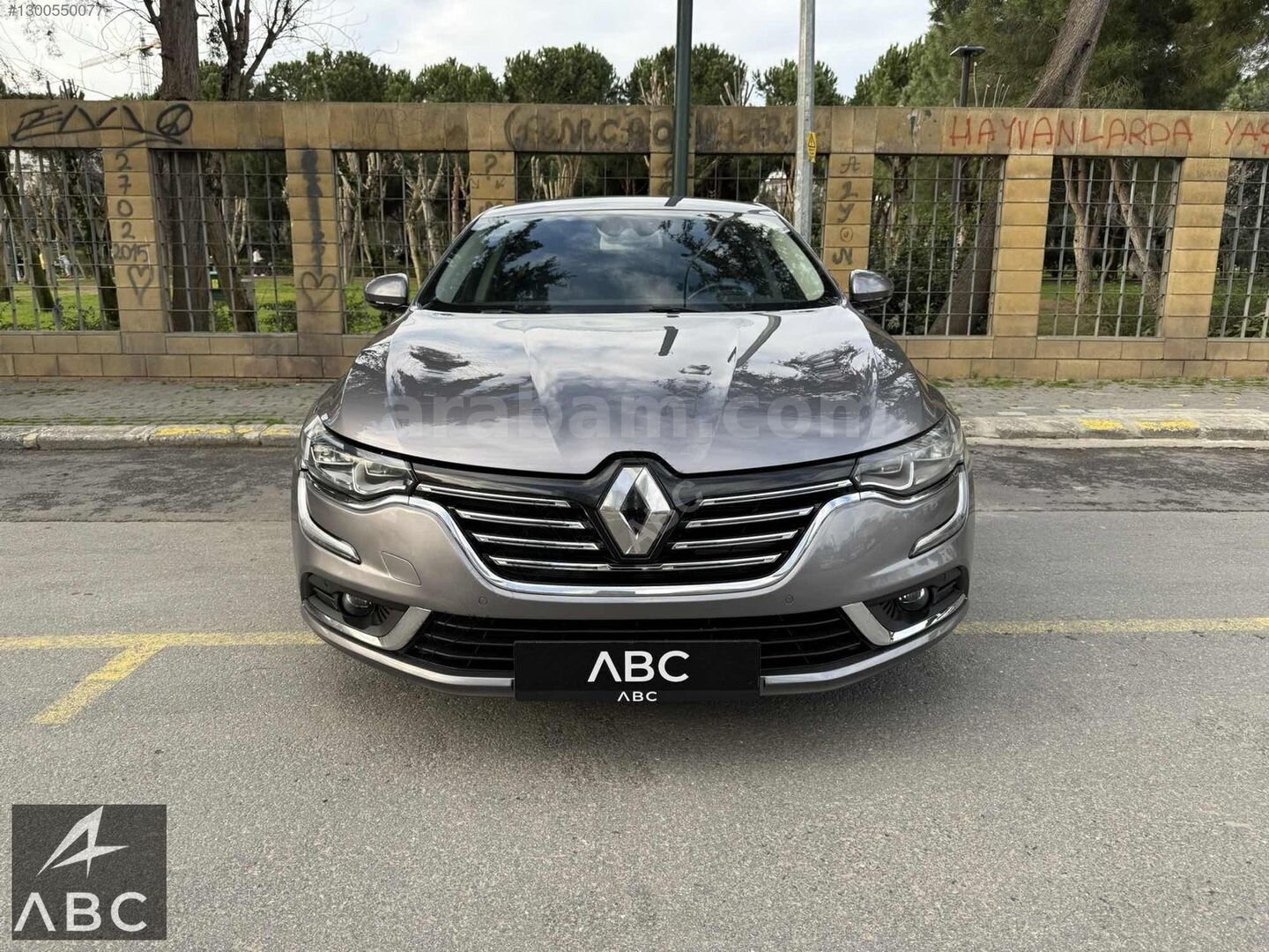 Galeriden Renault Talisman 1.6 dCi Icon 2016 Model İstanbul 70.000 km Füme 2