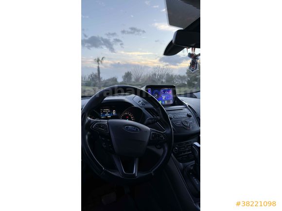 FORD KUGA İLK SAHİBİNDEN BAYANDAN