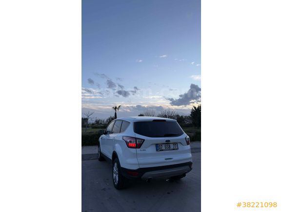 FORD KUGA İLK SAHİBİNDEN BAYANDAN