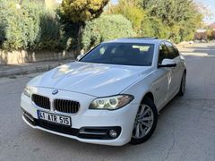 Sahibinden BMW 5 Serisi 520i Comfort 2014 Model  240.000 km Beyaz