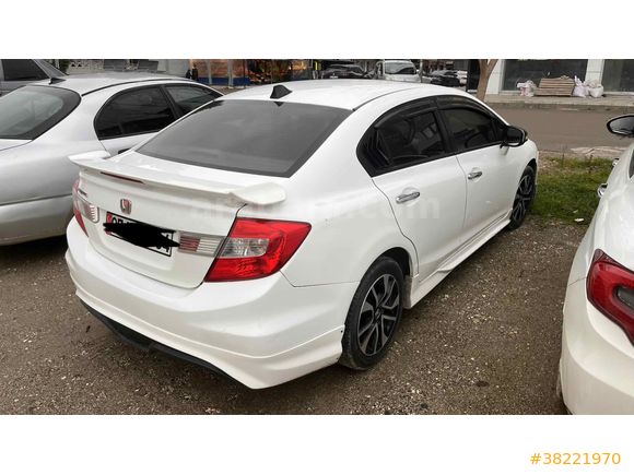 Sahibinden Honda Civic 1.6i VTEC ECO Elegance 2014 Model 