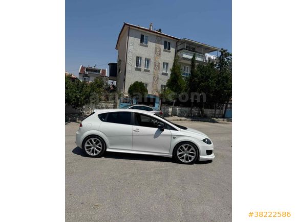 Galeriden Seat Leon 1.4 TSI Stylance 2011 Model Karaman
