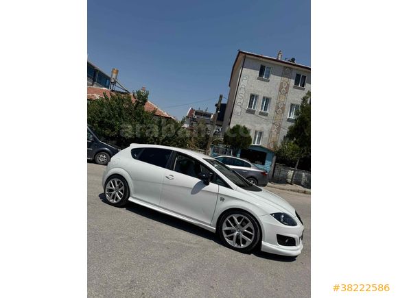 Galeriden Seat Leon 1.4 TSI Stylance 2011 Model Karaman