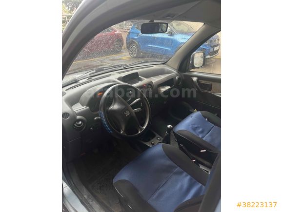 Sahibinden Düşük KM Peugeot Partner 1.9 D 2004 Model 