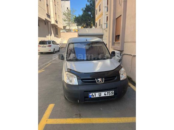 Sahibinden Düşük KM Peugeot Partner 1.9 D 2004 Model 