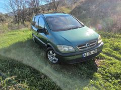 Sahibinden motoru 30 martta  rektefeden geçmiş Opel Zafira 1.6 Comfort 2000 Model