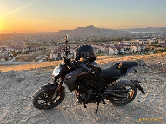 Sahibinden CFmoto 250NK 