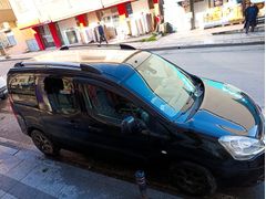 Sahibinden Citroen Berlingo 1.6 HDi Combi SX 2011 Model  330.000 km Siyah