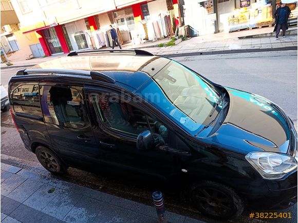 Sahibinden Citroen Berlingo 1.6 HDi Combi SX 2011 Model  330.000 km Siyah