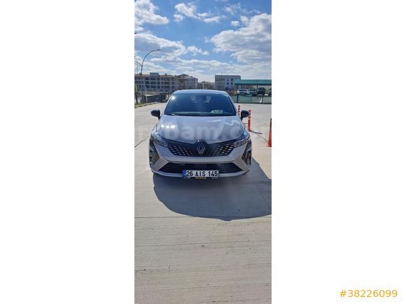 Sahibinden Renault Clio 1.0 TCe Techno Esprit Alpine 2024 Model