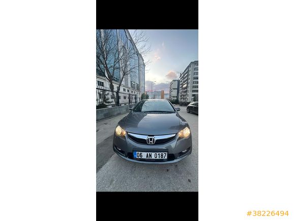Sahibinden Honda Civic 1.6i VTEC Elegance 2010 Model 