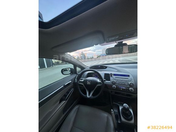 Sahibinden Honda Civic 1.6i VTEC Elegance 2010 Model 