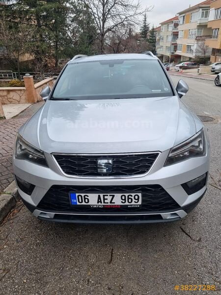 Sahibinden Boyasız Değişensiz Seat Ateca 1.4 TSI Xcellence 2017 Model Gri