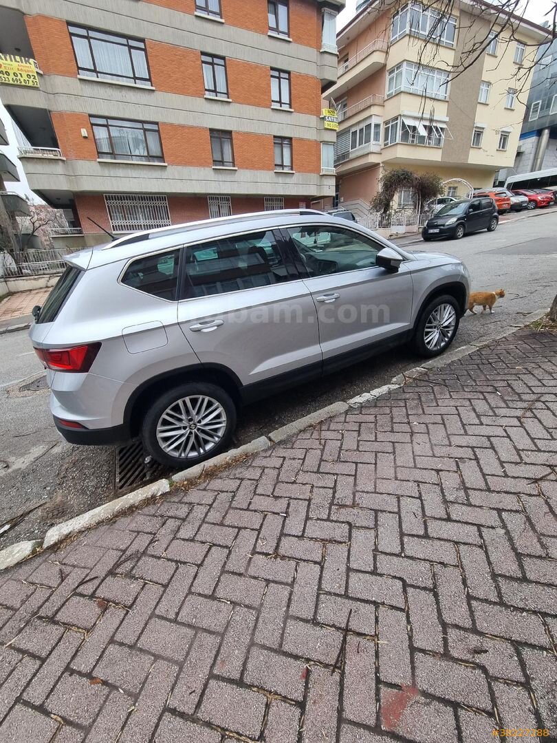 Sahibinden Boyasız Değişensiz Seat Ateca 1.4 TSI Xcellence 2017 Model Gri 3