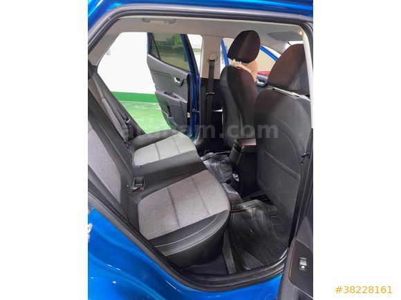ACİL!! Sahibinden Kia Stonic 1.4 MPI Cool 2023 Model 