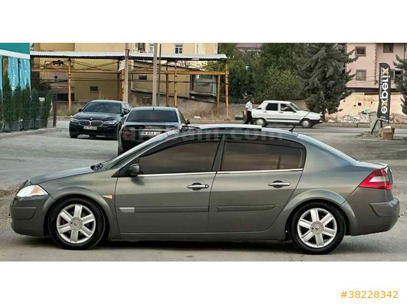 Sahibinden Renault Megane 1.6 Dynamique 2004 Model 