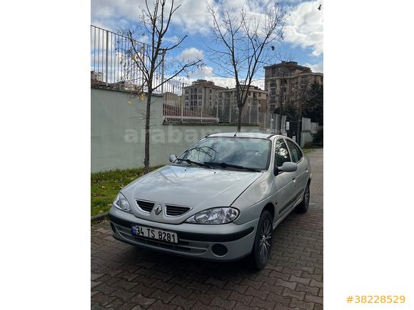 2000 Model Megane 1 RTE