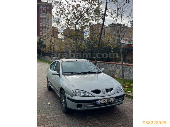 2000 Model Megane 1 RTE