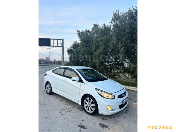 Sahibinden Hyundai Accent Blue 1.6 CRDI Mode Plus 2014 Model
