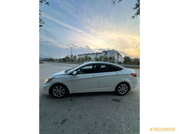 Sahibinden Hyundai Accent Blue 1.6 CRDI Mode Plus 2014 Model