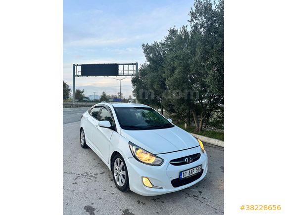 Sahibinden Hyundai Accent Blue 1.6 CRDI Mode Plus 2014 Model