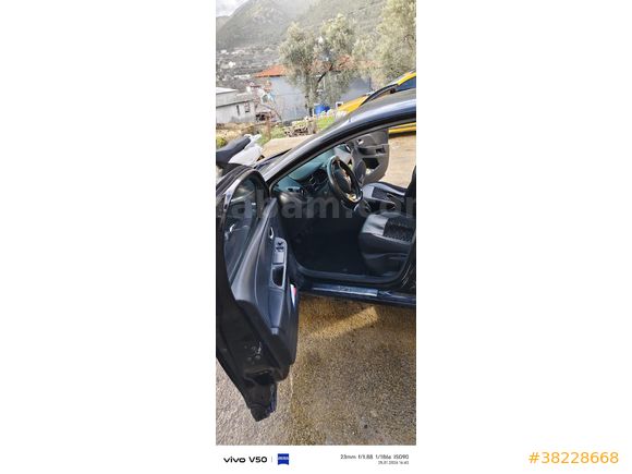 Sahibinden Renault Clio 1.5 dCi Touch 2012 Model