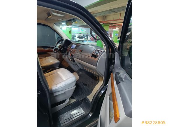 Sahibinden Volkswagen MultiVan 2.5 TDI 2004 Model  300.000 km Siyah