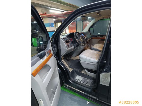 Sahibinden Volkswagen MultiVan 2.5 TDI 2004 Model  300.000 km Siyah