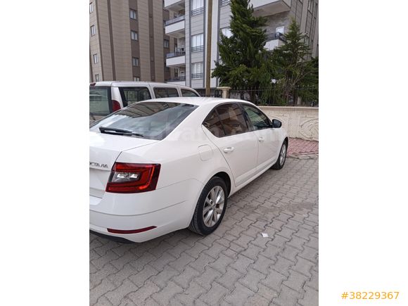 Sahibinden Skoda Octavia 1.6 TDI Style 2017 Model