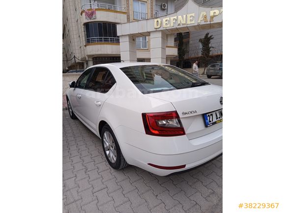 Sahibinden Skoda Octavia 1.6 TDI Style 2017 Model