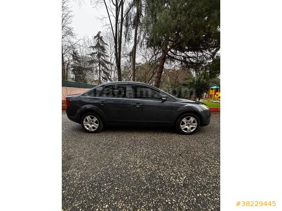 Memurdan Ford Focus 1.6 TDCi Trend X 2011 Model