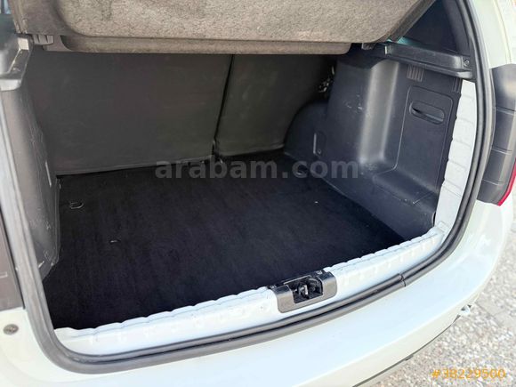 Sahibinden Dacia Duster 1.5 dCi Laureate 2015 Model 