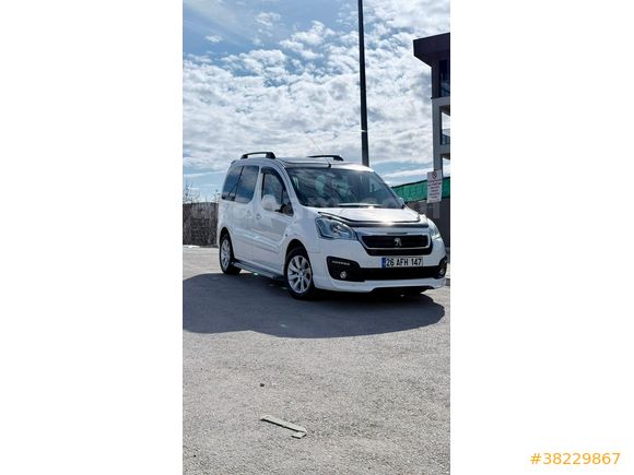 Sahibinden Peugeot Partner 1.6 HDI Zenith 2016 Model