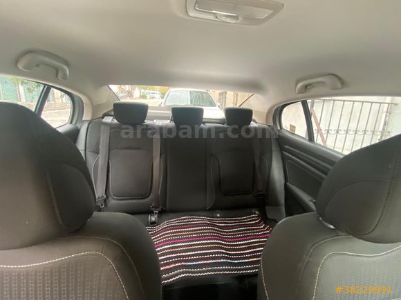 Sahibinden OTOMATİK Renault Megane 1.5 Blue DCI Touch 2020 Model  115.200 km Gri (metalik)