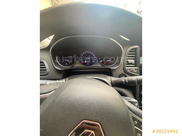 Sahibinden OTOMATİK Renault Megane 1.5 Blue DCI Touch 2020 Model  115.200 km Gri (metalik)