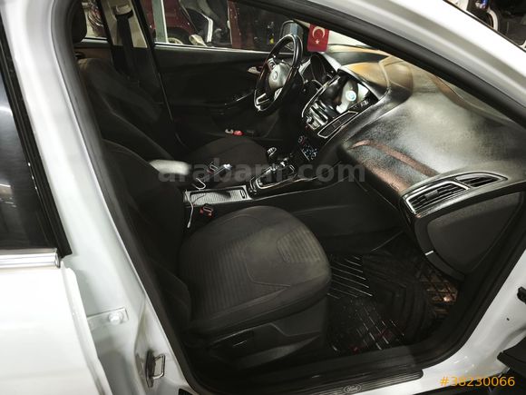Sahibinden Ford Focus 1.5 TDCi Titanium 2018 Model