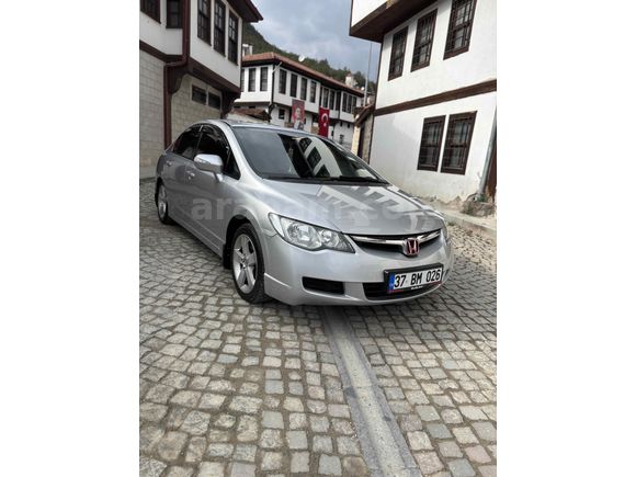 Honda  CIVIC FD6 
Aradığım arabayı buldugum için son fiyattır 
