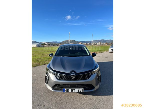Sahibinden Renault Clio 1.0 TCe Evolution 2025 ÇIKIŞLI