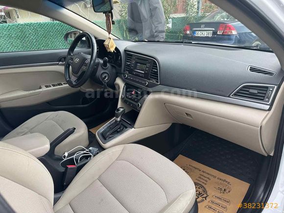 Sahibinden Hyundai Elantra 1.6 CRDi Style Plus 2017 Model 