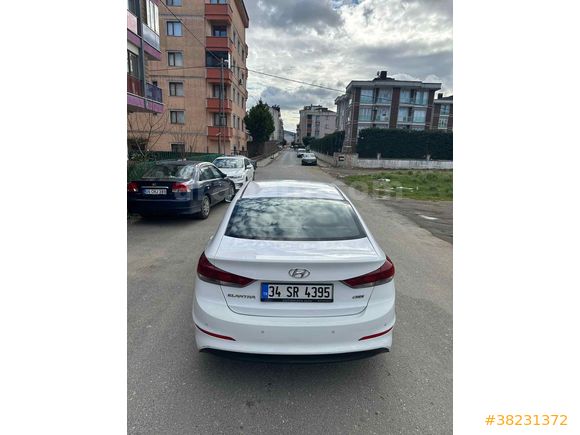 Sahibinden Hyundai Elantra 1.6 CRDi Style Plus 2017 Model 